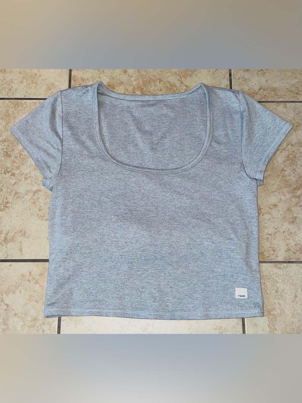 Vuori Crop Top 🩶